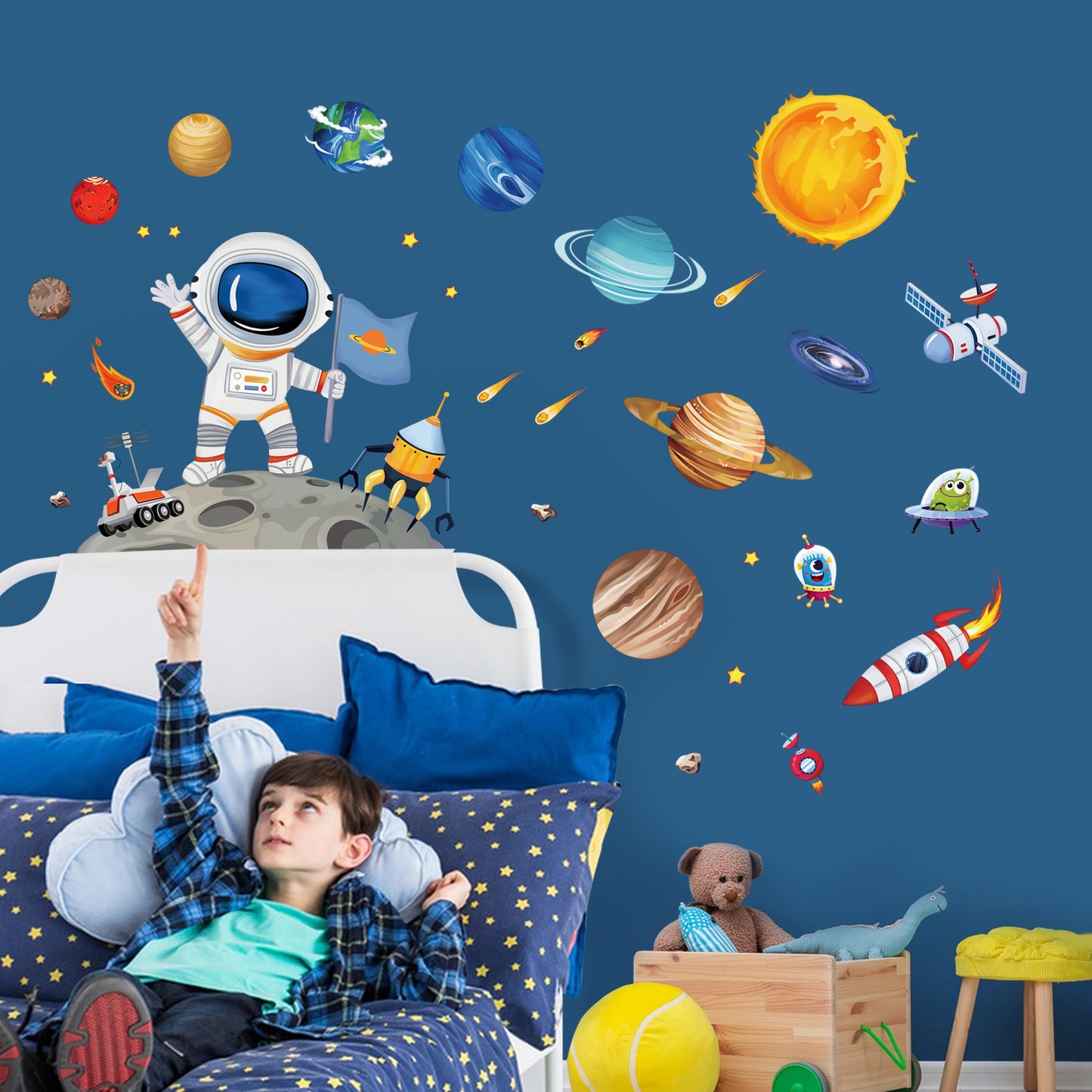wondever Outer Space Astronaut Wall Stickers Planets Rocket Peel and Stick Wall Art Decals